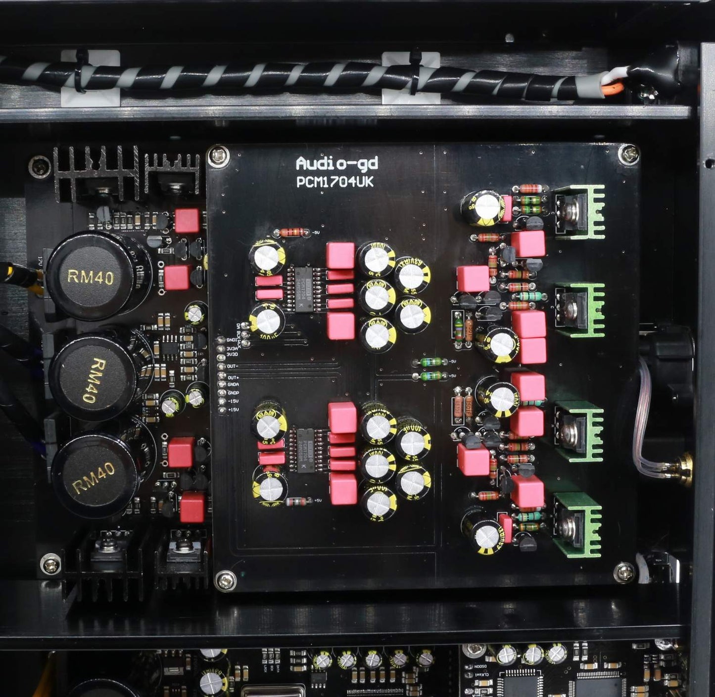 Audio gd HE-8 R2R DAC