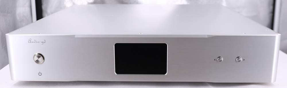 Audio gd HE-8 R2R DAC